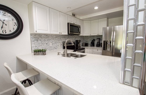 Wesley Chapel Condominio | Luxury – Spacious 3BR Ground-Floor Condo w/ Golf Views, Private Patio, PGA Golf & Tennis Community