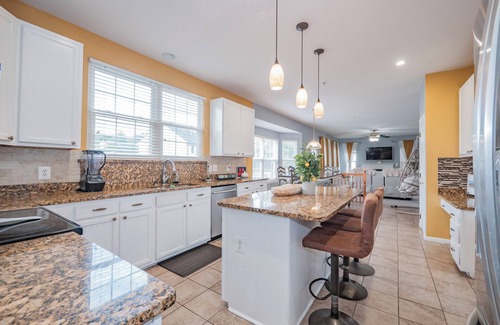 Montpelier Casa | Luxury & Spacious 5 BRS Near DC and Metro Station with Free Parking