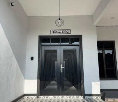 Kuala Terengganu Casa | Luxury Spacious Home - RJ Prima 3 d'Ibai
