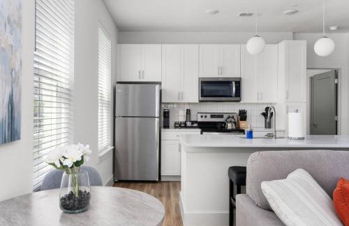 Pflugerville Apartamento | Luxury Stay 1B 1B w Gym, Pool, Shops Nearby