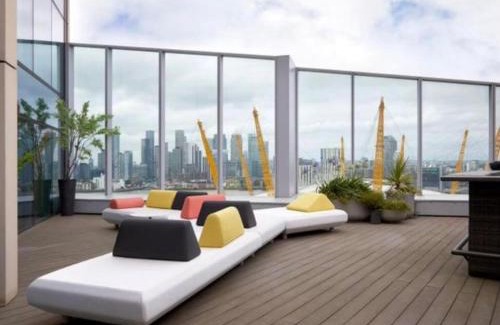 Peninsula Apartamento | Luxury stay near O2 and canary wharf