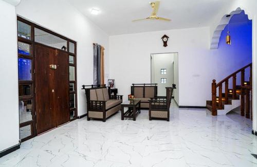 Eravur Pattu Casa | Luxury Stay Near Pasikuda