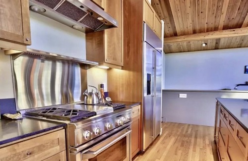 Auburn Casa | Luxury Stay Sierra Foothills
