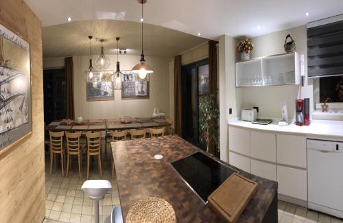 Waimes Casa | Luxury Stay with Sauna