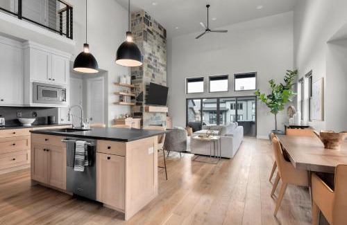 Park City Casa | Luxury Stays Club 1012, New lovely 4br TH, New Deer Valley 1 min Park City 10 min