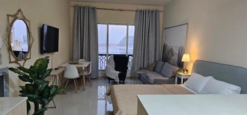 Bab Al Bahr Apartamento | Luxury studio Al Marjan