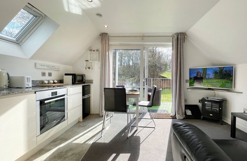 Drymen Apartamento | Luxury Studio Apartment with spa bath