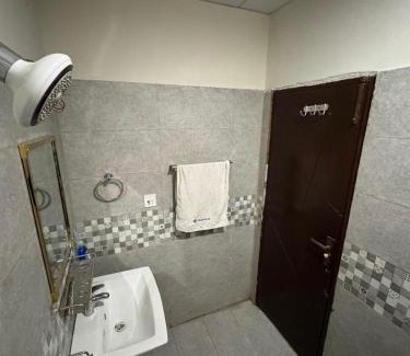 Fatehjang Apartamento | Luxury studio apartment near Islamabad Airport