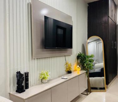Fatehjang Apartamento | Luxury studio apartment near Islamabad Airport