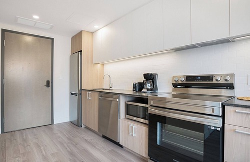 Milton Park Apartamento | Luxury Studio in Heart of MTL 904 | Metro access