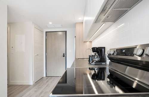 Milton Park Apartamento | Luxury Studio in Heart of MTL 904 | Metro access