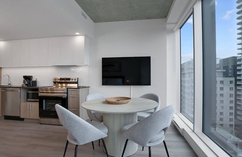 Milton Park Apartamento | Luxury Studio in Heart of MTL 807 | Metro access
