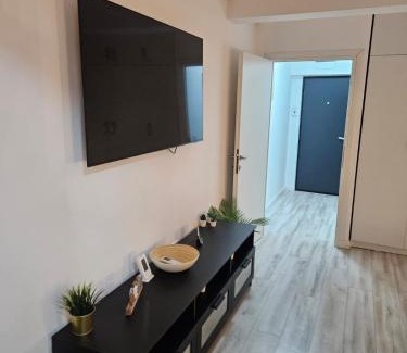 Onesti Apartamento | Luxury Studio