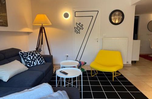 Kastellocampos Apartamento | Luxury StudioArchit 7 & jacuzzi suite