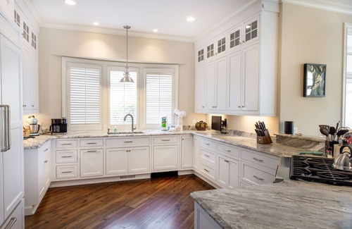 Sea Pines Casa | Luxury, Stunning 6 Bedroom Home with Saltwater Pool on the Beach