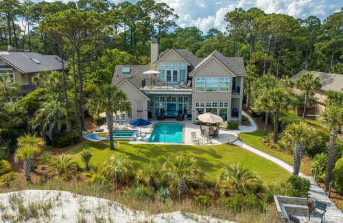 Sea Pines Casa | Luxury, Stunning 6 Bedroom Home with Saltwater Pool on the Beach