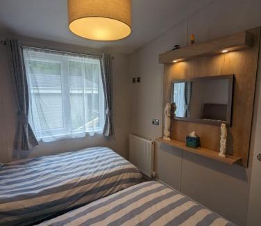 New Forest District Complejo | LUXURY STUNNING SENSATION LODGE ON 5 STAR SHOREFIELD COUNTRY PARK New Forest ENTERTAINMENT AND LEISURE PASSES INCLUDED