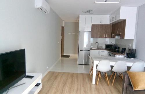 Wola Apartamento | Luxury & Stylish Apartment in Wola Warsaw, Balcony