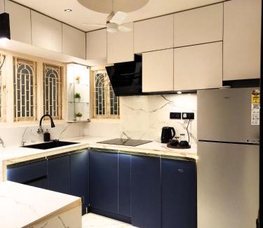 Pallavaram Apartamento | Luxury Stylish Comfort Near Airport, bus and train station