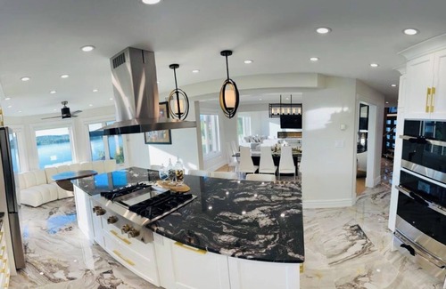 Sudbury Casa | Luxury Sudbury Lake house