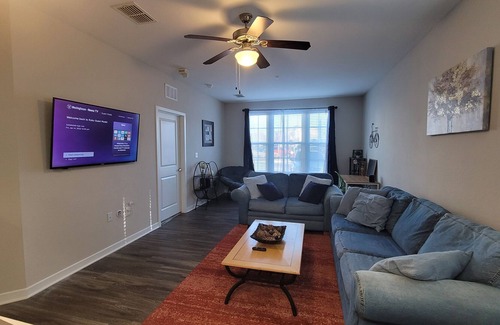 Brier Creek Country Club Apartamento | Luxury Suite *Gated Community *Free Parking *Entire Apt * Minutes From RDU & PNC