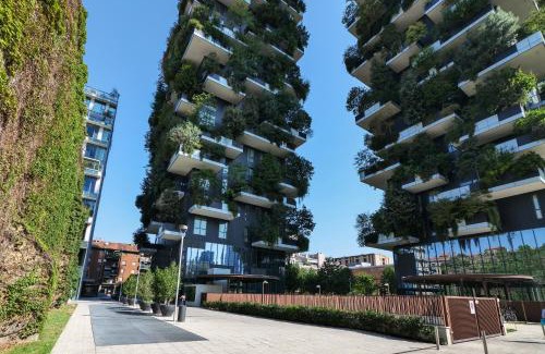 Isola Apartamento | Luxury Suite in Bosco Verticale Milano Isola