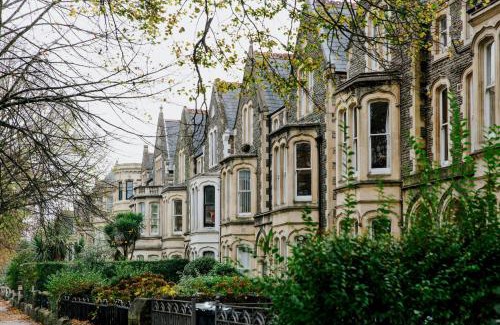 Pontcanna Apartamento | Luxury Suite in Cardiff City Centre + Secure Parking