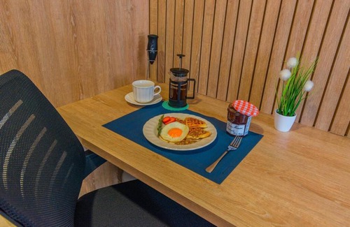 La Aguacatala Apartamento | Luxury Suite in El Poblado Co-Work, Gym, Fast WiFi