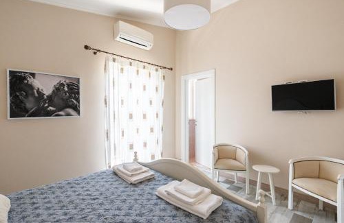 Zona XXX Castel Fusano Casa | Luxury Suite in Villa near Rome and Ostia