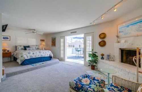 South Mission Beach Casa | Luxury summer house feet from bay & ocean patios