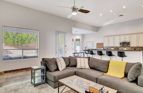 Arabian Crest Casa | LUXURY Sunny Days Scottsdale! Great Location+ NO FEE Heated Saltwater Pool!