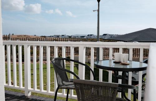 Mykonos Apartamento | Luxury Sunset Heights Unit 79