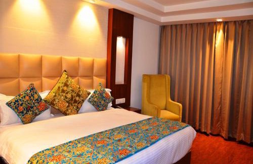 Nishat-Shalimar Complejo | Luxury The Royal Savoy