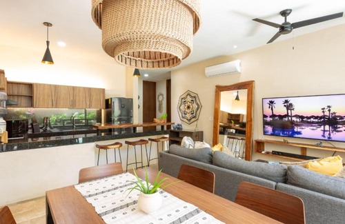 Zama Apartamento | Luxury Three Bedroom Jungle Suite Private Pool TL19