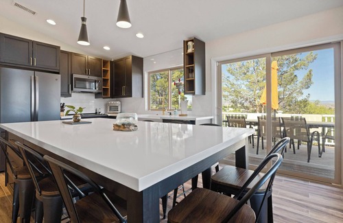Cottonwood-Verde Village Casa | Luxury Three Bedroom Home with Amazing Views Near Sedona & Wineries