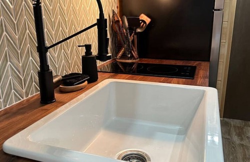 North Woodstock Cabina | Luxury Tiny Home Getaway