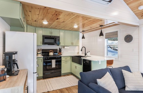 Luray Casa | Luxury Tiny Home - Shenandoah - Concierge Services