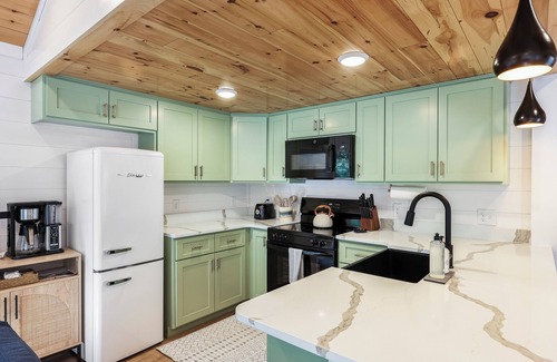 Luray Casa | Luxury Tiny Home - Shenandoah - Concierge Services