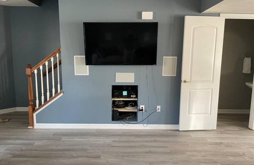 Bloomington Casa | Luxury Townhome 2 Remodeled February 2021