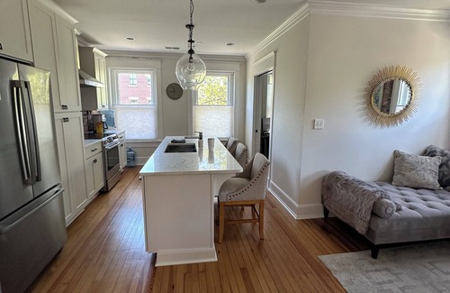 Old Town West Casa | Luxury townhome in Old town 2 blocks to King Street