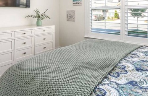 Gibsonville Casa | Luxury Townhome Near Everything! 2 miles to Elon University