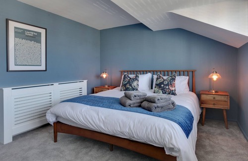 Hertford Casa | Outstanding 3 Bedroom Townhouse in Hertford