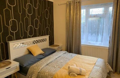 Farnham Apartamento | Luxury Two Bed Deluxe Maisonette