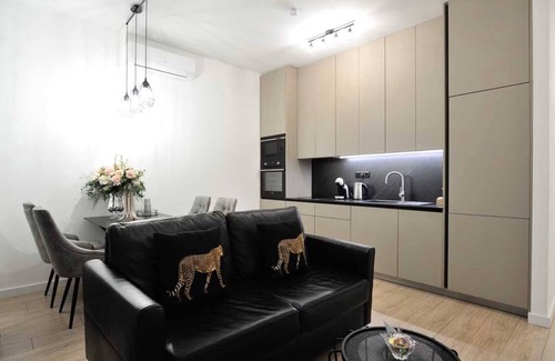 Mostar Apartamento | Luxury two bedroom apartment P, Balcony, AirCond, WiFi, fully equipped kitchen