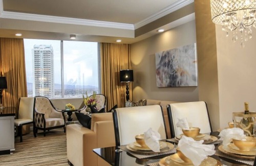 Las Vegas Apartamento | Luxury Two Bedroom Suite Hotel and Casino