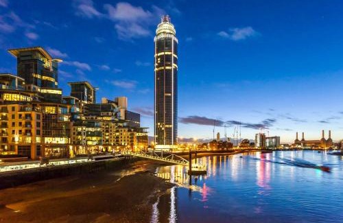 Nine Elms Apartamento | LUXURY US EMBASSY riverside + cold AC!