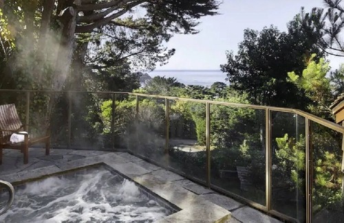 Carmel Highlands Apartamento | Luxury vacation overlooking the Pacific Ocean