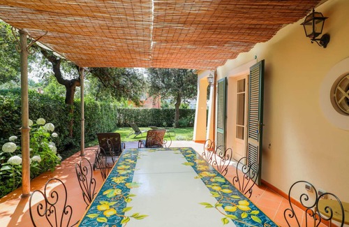 Marina di Pietrasanta Villa | VILLA DE LUJO VERSILIA, 4 DORMITORIOS Y 5 BAÑOS, JARDIN, AIRE ACONDICIONADO WIFI