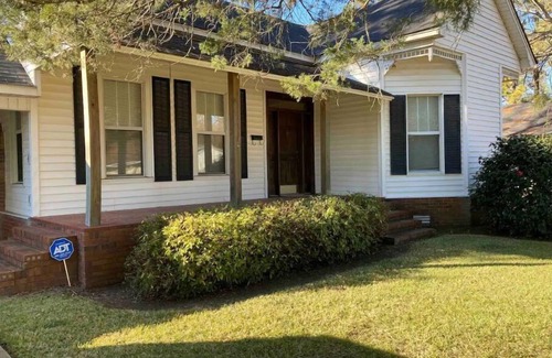 Winnsboro Casa | Luxury Victorian King Bed Home: NO CLEANING FEE