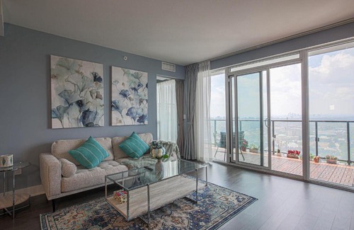 Bay Cloverhill Apartamento | Luxury view in Toronto Downtown 3 Bedroom 2.5 Bathroom 1 Parking